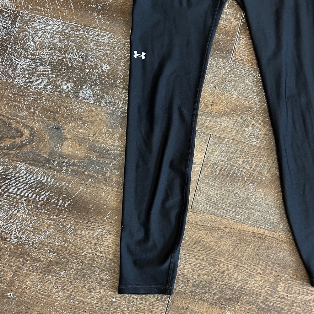 Under Armour Heat Gear Jet‎ Black High-Waist Leggings Size Medium Pocket - Picture 2 of 6